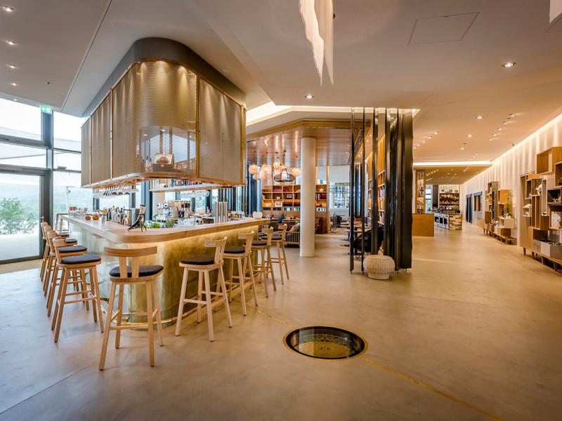venue-image